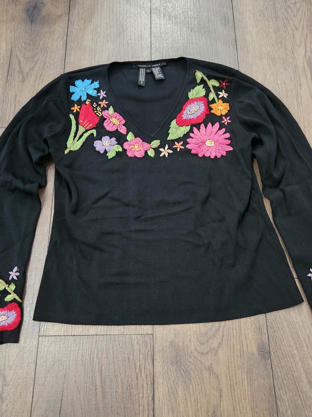Michelle Nicole Black Blouse with Floral Embroidery Size Large